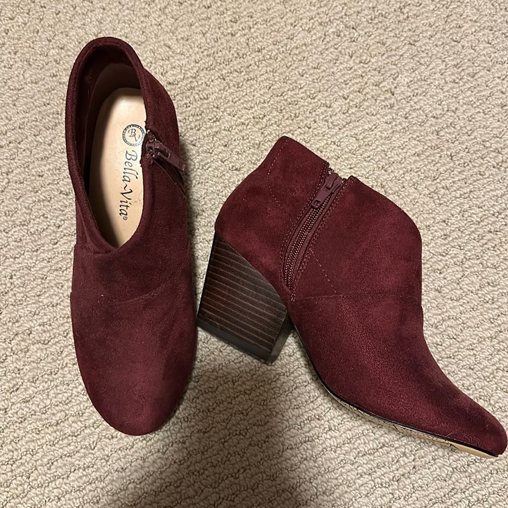 Bella-Vita | burgundy suede ankle boots